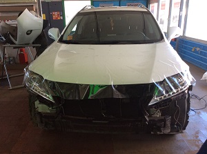 Оклейка бронирующей пленкой Lexus